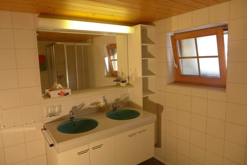 Hami Villa Adelboden Rom bilde